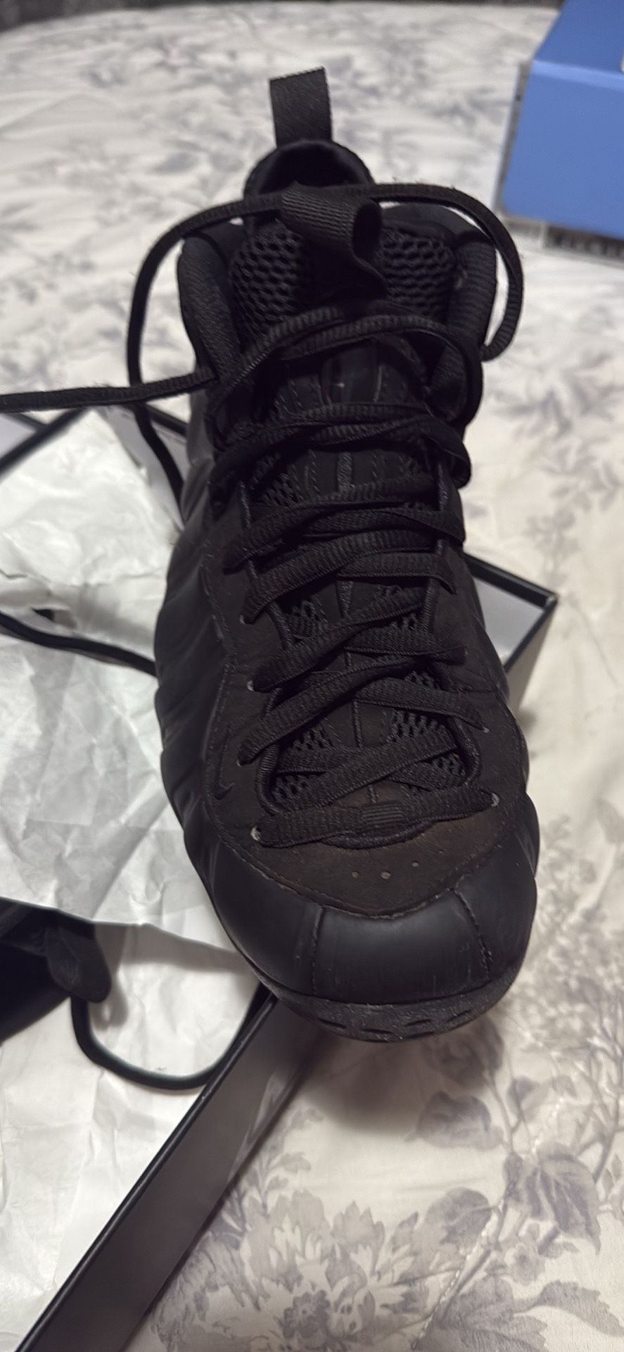 Men’s Foamposite Size 9