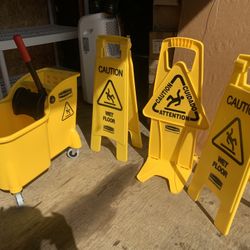 Commercial Cleaning Kit – Mop Bucket, Signs & Mop Heads
