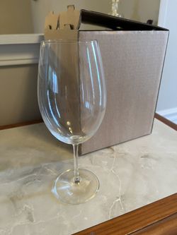 Set of 4 Wine glasses- $5