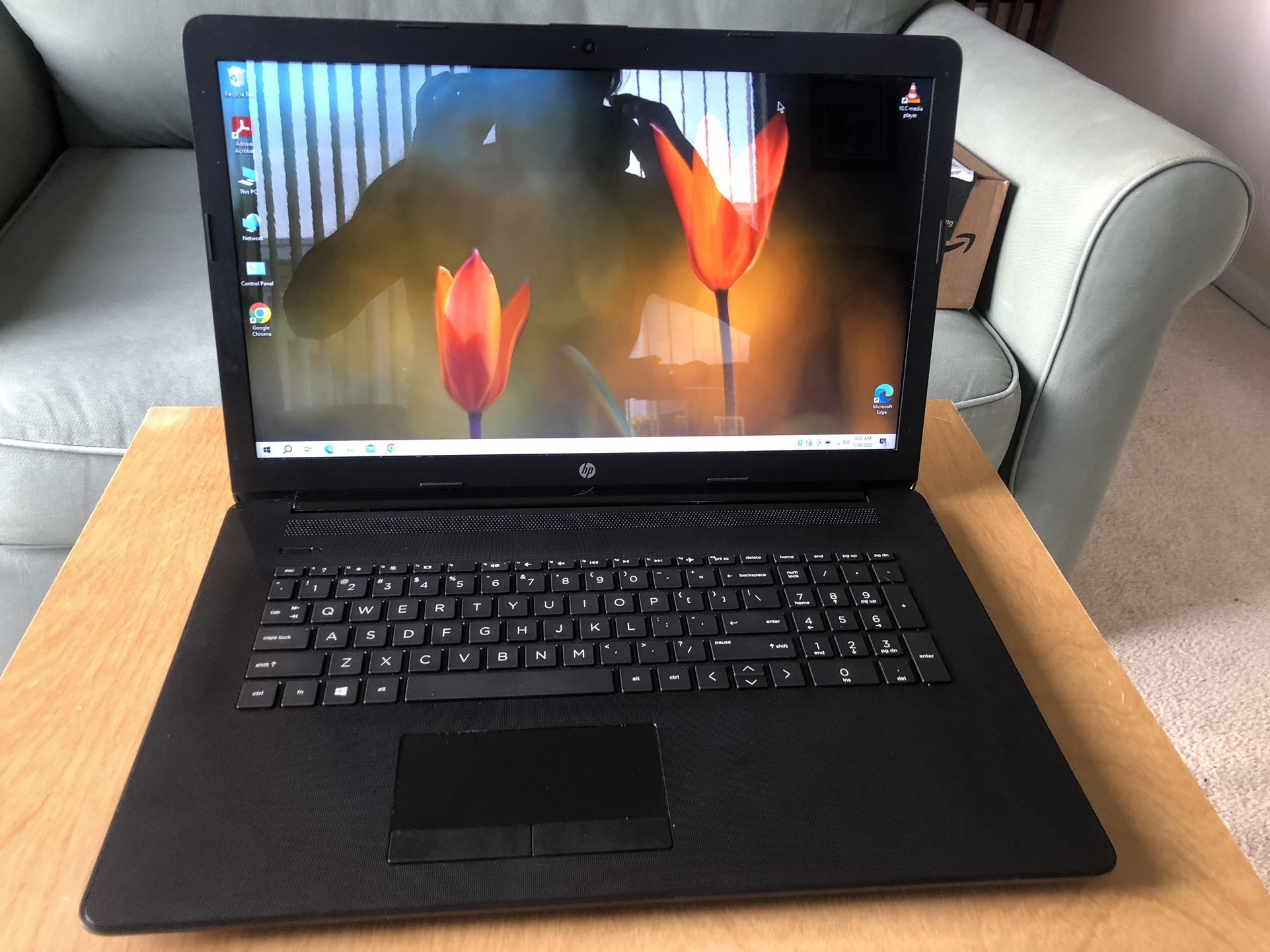 Nice, clean, fast HP 17-BY1033DX 17.3” laptop i5-8265U 16GB 256GB M2 SSD Win 10 Home MS Office 2010 Pro