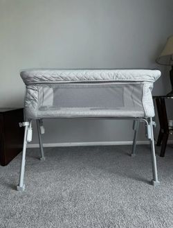Gently Used Bassinet