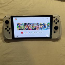 Nintendo Switch OLED - Excellent Condition with Original Box and Extras!
