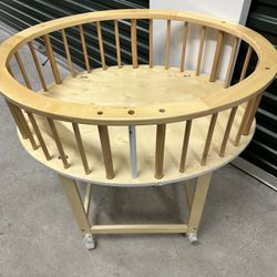 Natural Frame Elite Oval Baby Bassinet