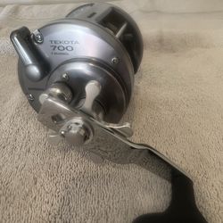 shimano tekota 700 brand new
