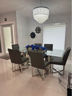 Dinning Set with Wall mirror