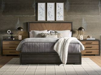 Modern Veil/Haze Panel Bed Queen