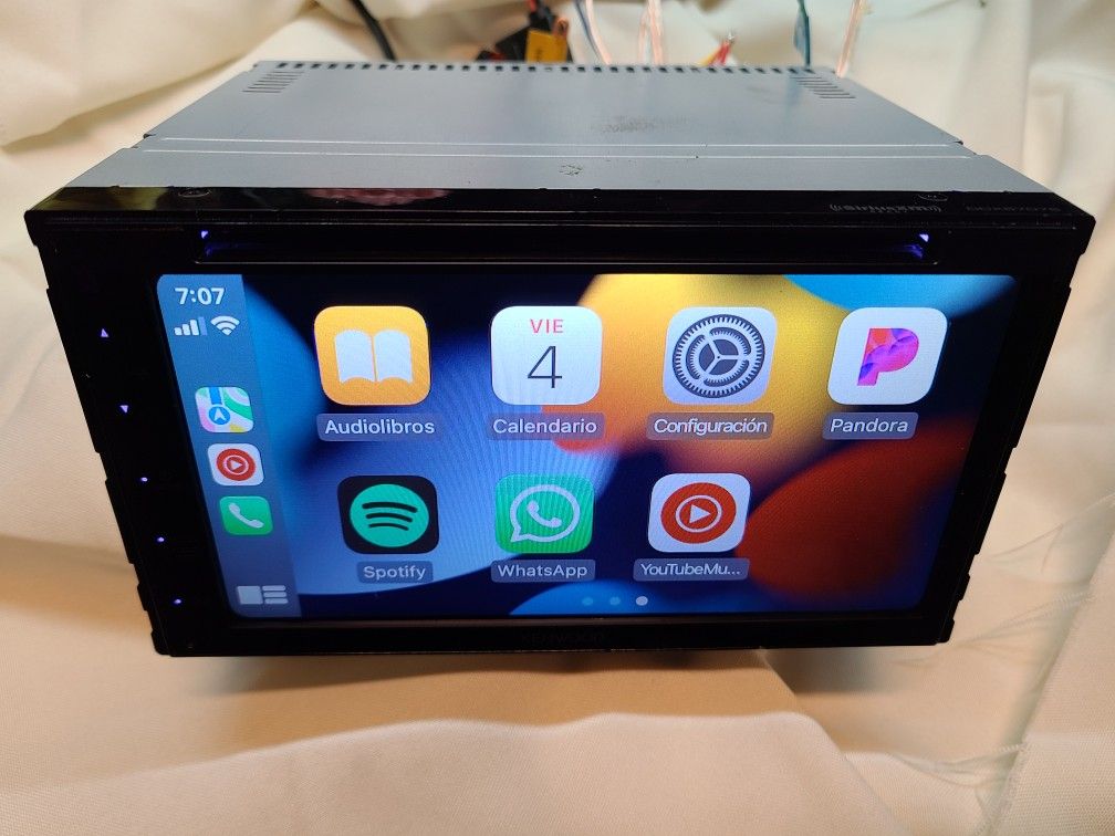 KENWOOD DOUBLE DIN WITH APPLE CAR PLAY ANDROID AUTO. for Sale in El Monte, CA OfferUp