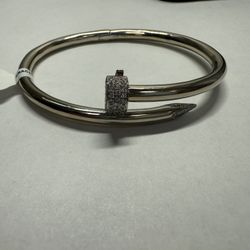 White Gold Nail Diamond Bracelet 