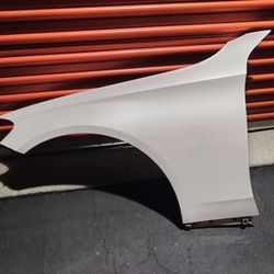 2015-2020 Mercedes C250/300 Fender (Driver's Side) OEM.