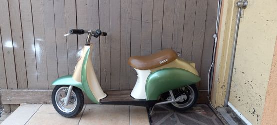 Moped Razer Special Edition Upgraded 