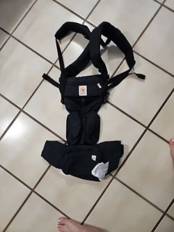 Baby Carrier - Ergobaby