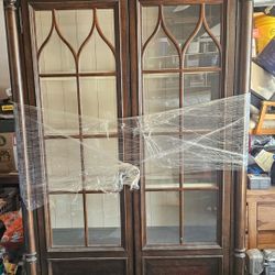 Display Cabinet/Hutch