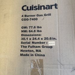 New In Box Cuisinart 4 Burner Gas Grill