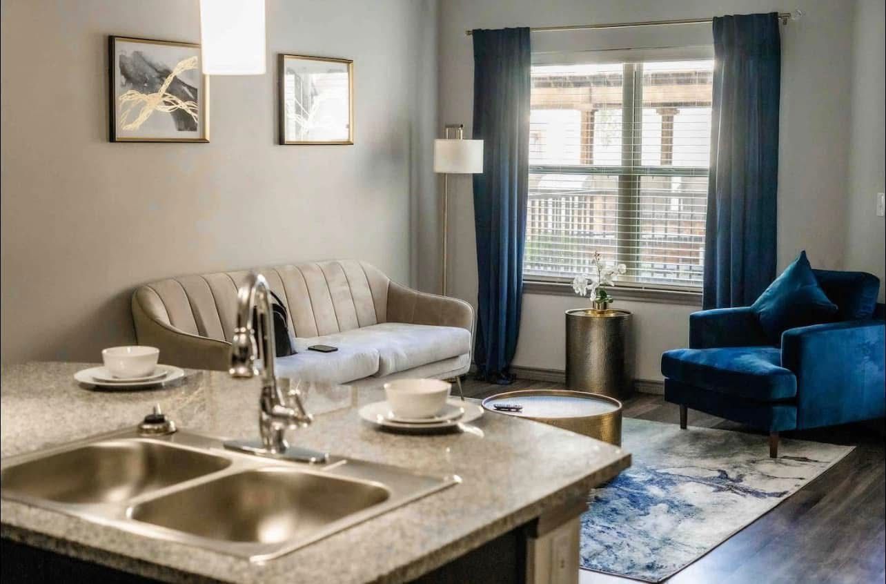 Complete Airbnb Furniture & Essentials Package – $5,500 (Turnkey Setup)