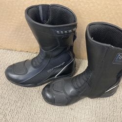 Tourmaster Boots