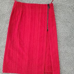Elegant Red Pencil-Skirt with black rhinestones zipper. Used Great Condition