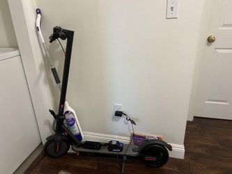 UNUSED Electric Scooter