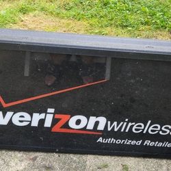 Verizion Sign