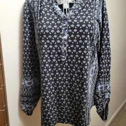 Woman's  Top 