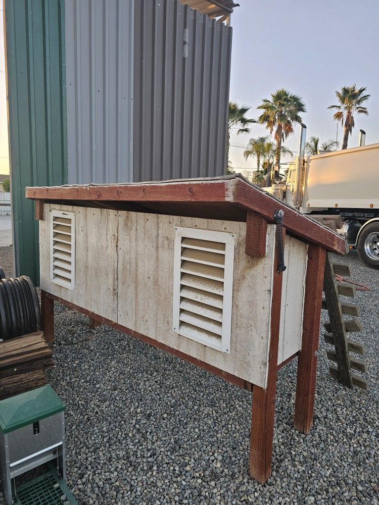 Large Chicken Coop In Fair Condition