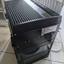 Midea Window Air Conditioner (GREAT CONDITION) 