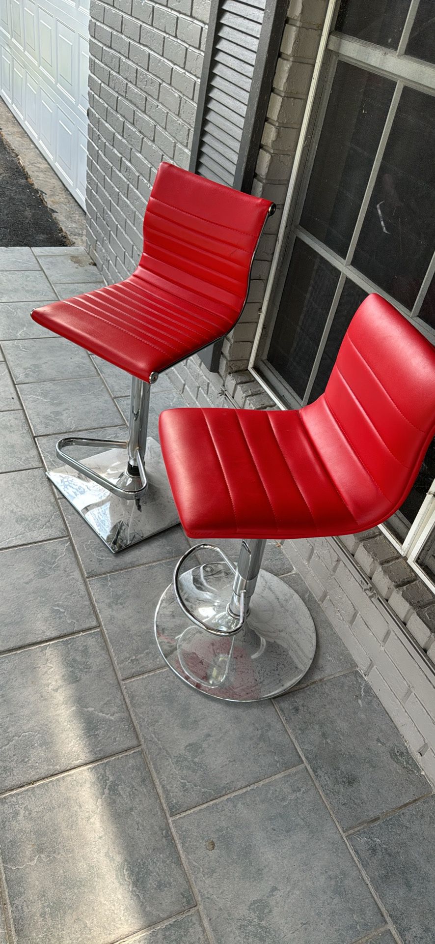 Red Bar stool