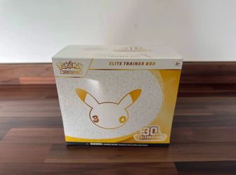 Pokémon TCG 30th Celebration Elite Trainer Box