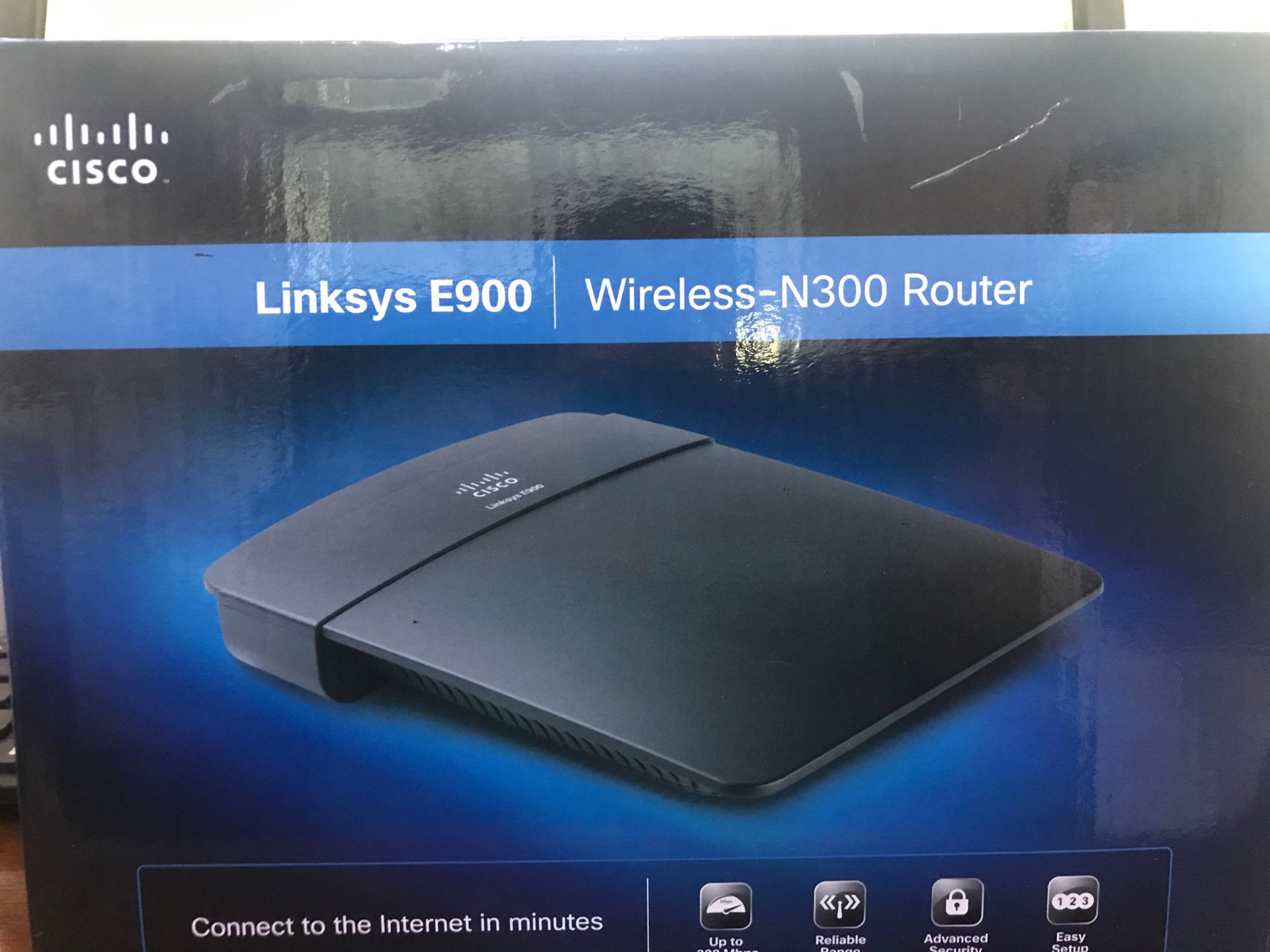 Linksys E900 - wireless Router