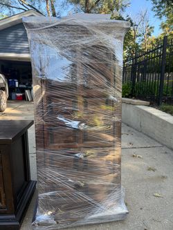 Free dresser set