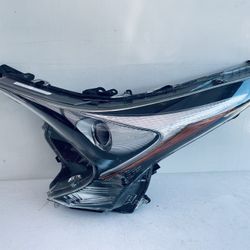 2016-2018 TOYOTA PRIUS LEFT DRIVER SIDE HEADLIGHT LED OEM L3