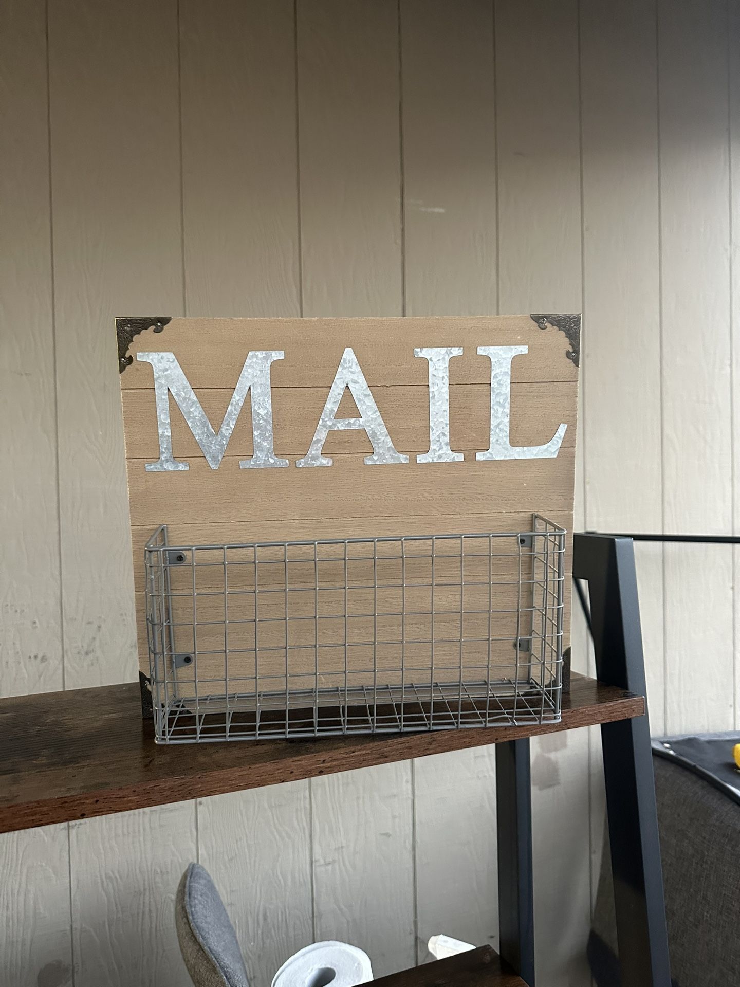 Mail Sign