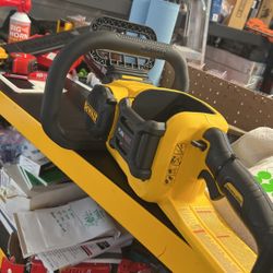 Dewalt Dccs670 Flexvolt Chainsaw 16inch Bar Length Tool Only