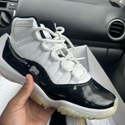 Jordan 11s Size 9 