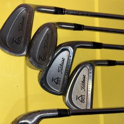 Golf Clubs Titleist