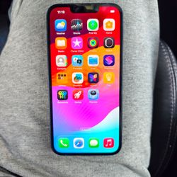 iPHONE 14 (Dark Blue) • 128 GB • UNLOCKED 🔐 • 90% Battery 🔋  (Price Firm)