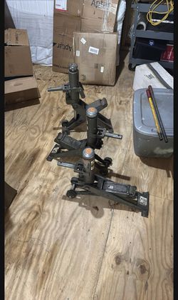 Forklift Jacks