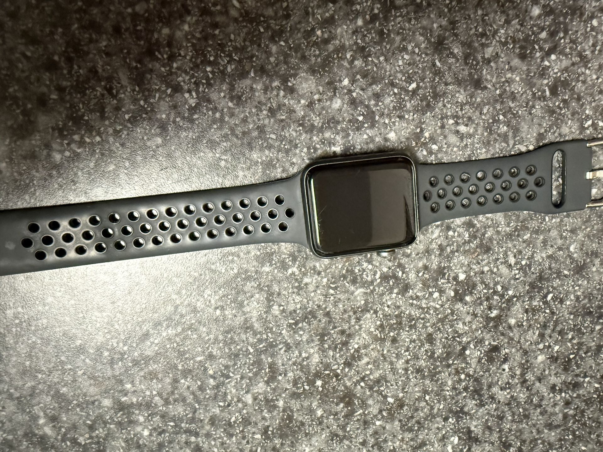 Used Apple Watch Series 3 with charger