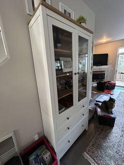 IKEA HEMNES Glass-Door Cabinet – Great Condition
