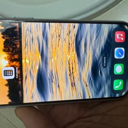 iPhone 16 Pro Max Gold Unlocked 