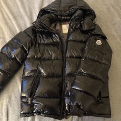 Moncler Maya