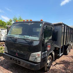 2007 Mitsubishi Fuso 2007 truck for sale in great condition, perfect for construction, moving, or hauling services.
