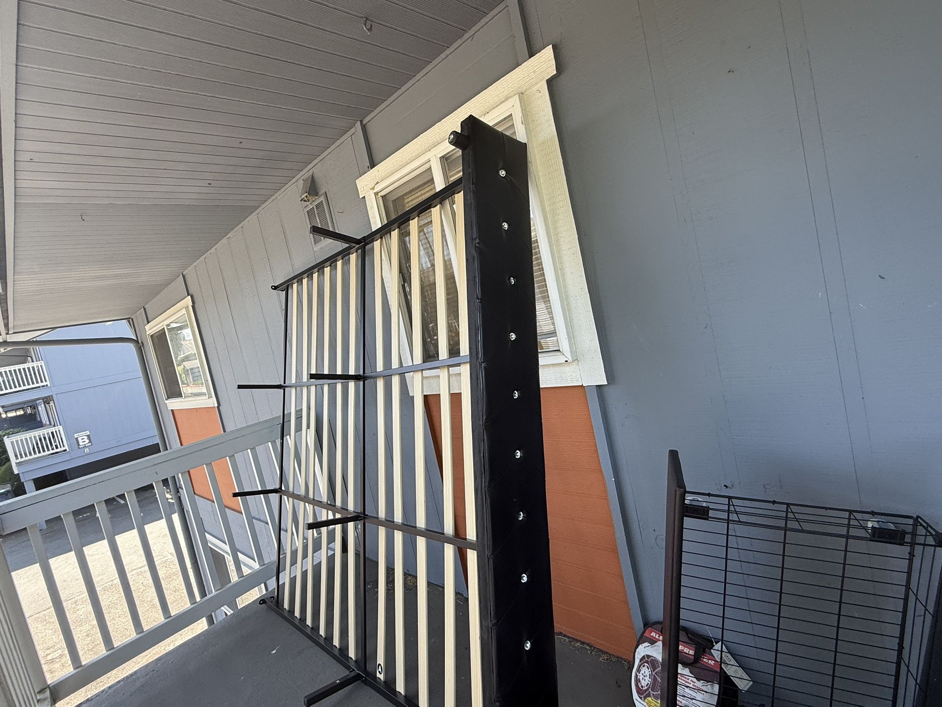 HIFIT King Sized Bed Frame