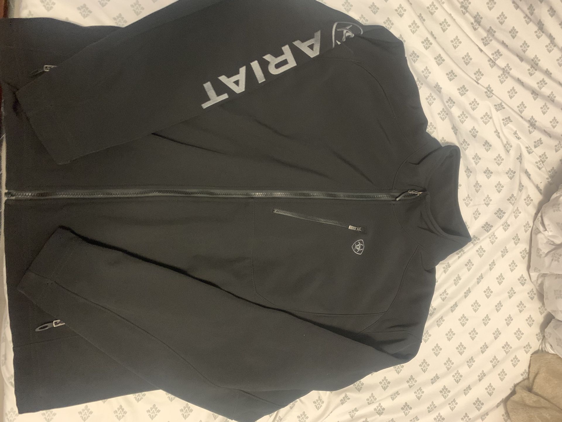 ARIAT Men's Logo 2.0 Patriot Softshell Jacket