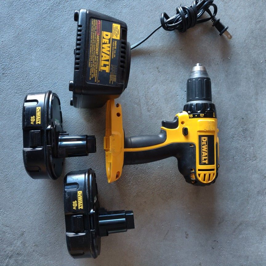 Dewalt DC720 2 Speed Driver+2 Batteries+Charger