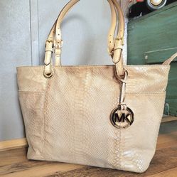 Gorgeous Authentic Michael Kors Shiny Snake Skin Pattern Tote