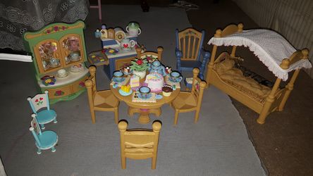 Fisher price doll kitchen and bedroom