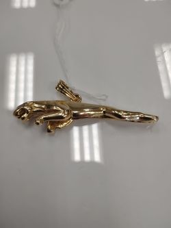 14k Gold Pendant 19.3g