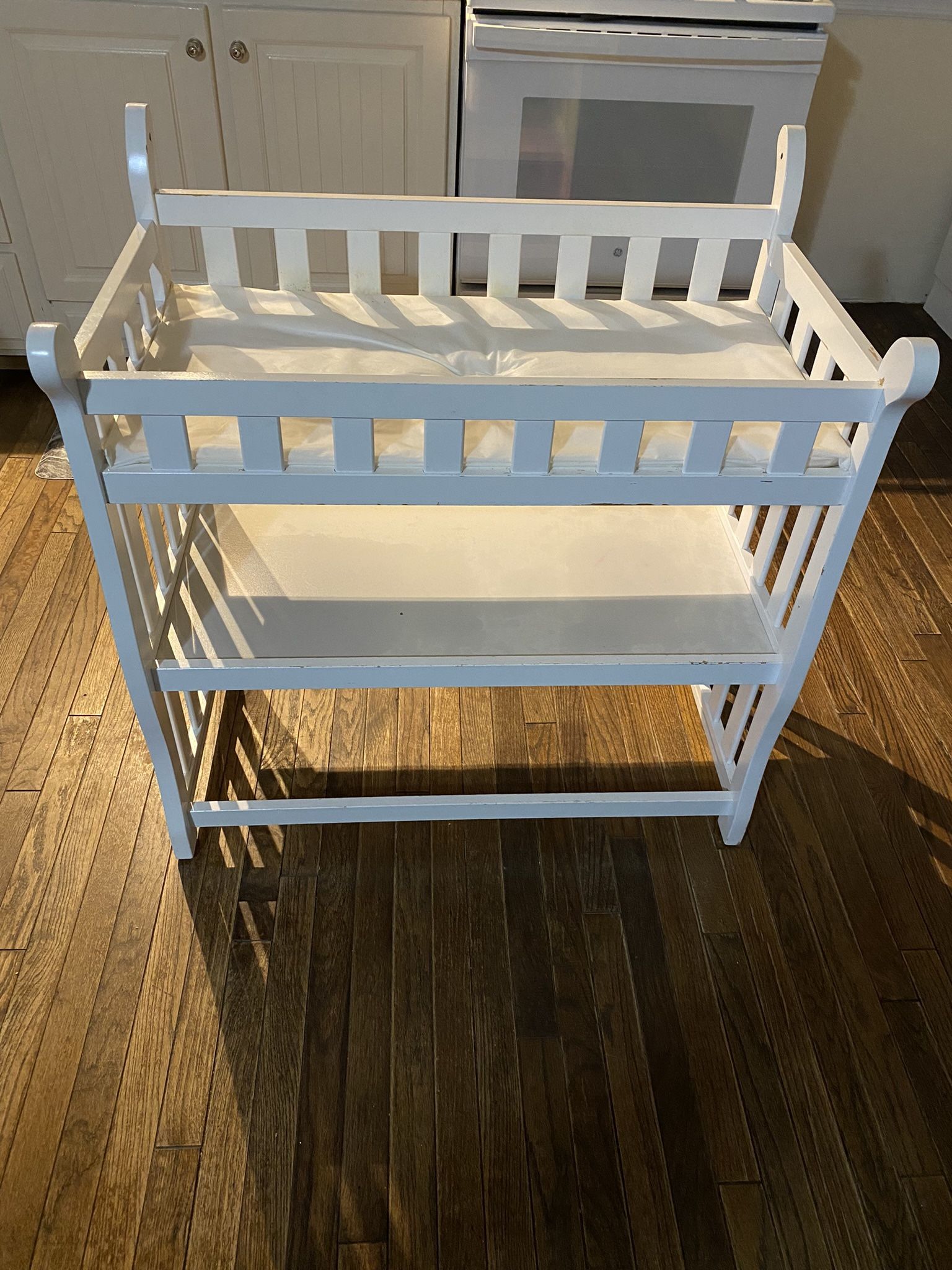 Delta Diaper Changing Table