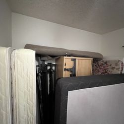 Free For Pick Up - Mattress And box spring