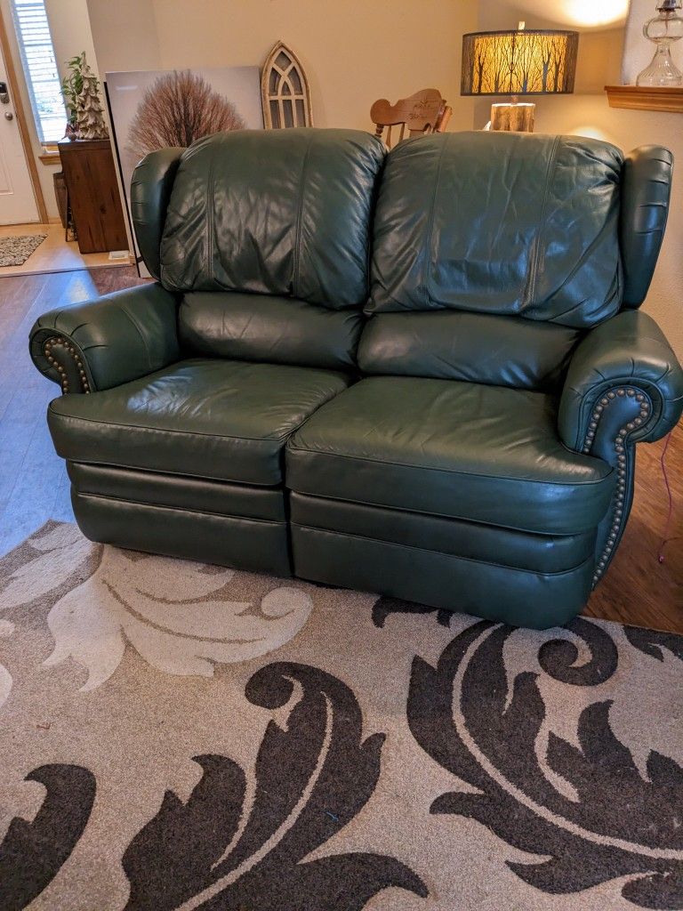 Lazy Boy Leather Double Recliner for Sale in Covington, WA OfferUp